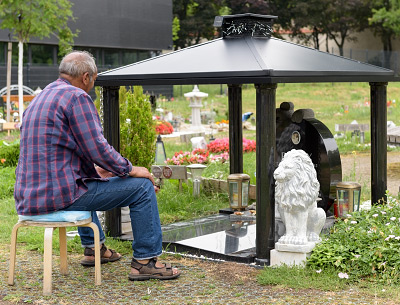 Slobodan auf dem Tierfriedhof Wien