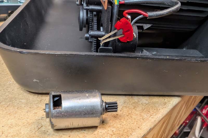 Klappzahlenuhr Motor für Datum