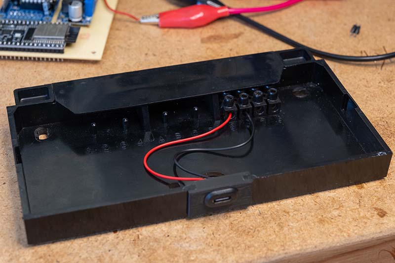 Bodet BT 6.30 Flip Clock – Backside with USB connector