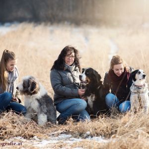 Lina, Elli, Einstein & Family